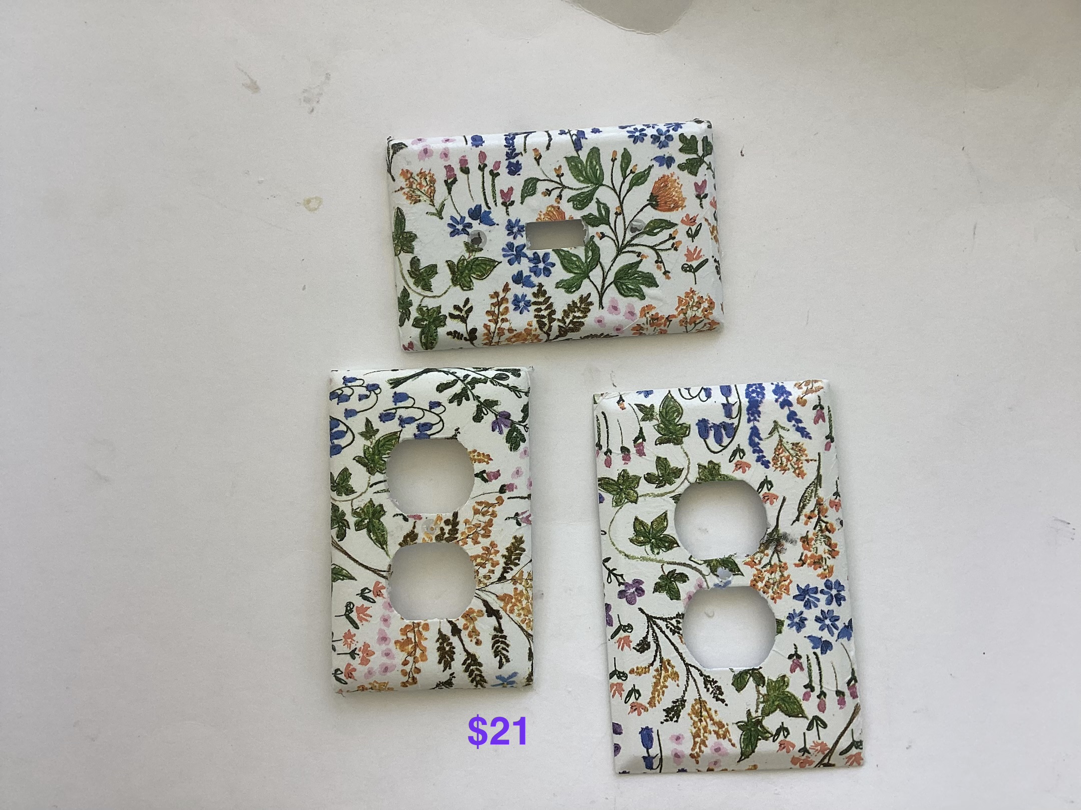 Floral switch plate and 2 outlet covers