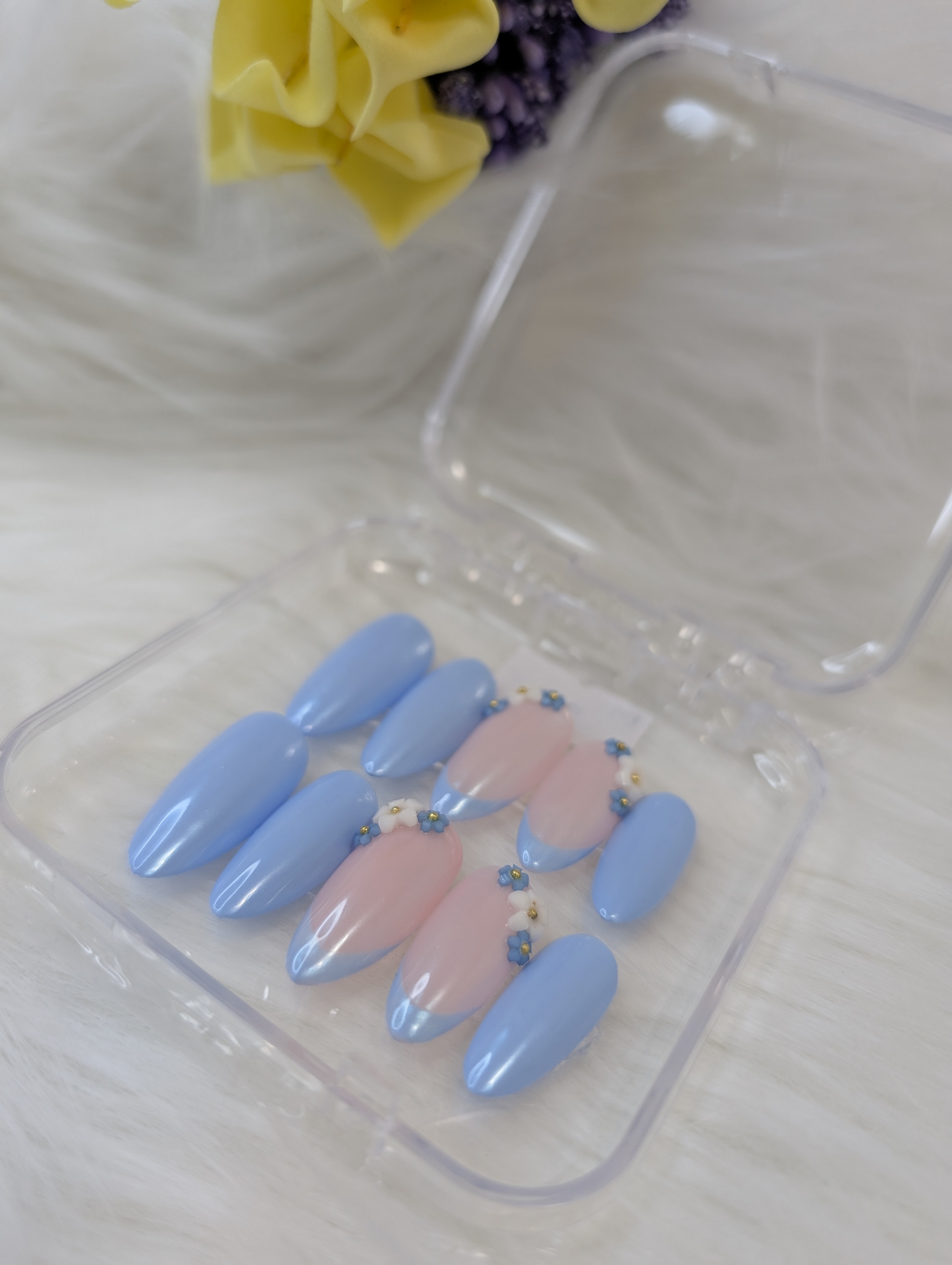  Press on nail 